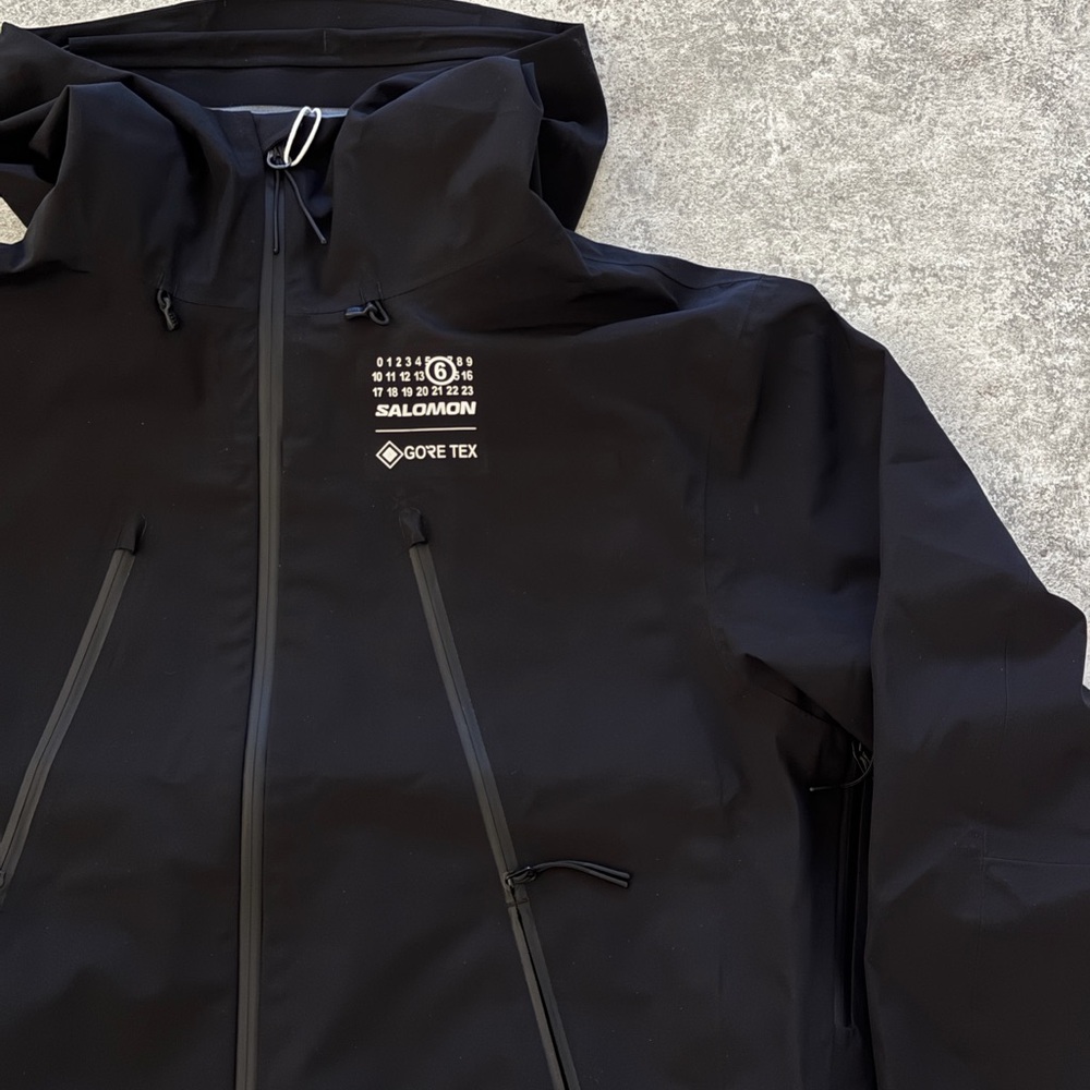 MM6 Maison Margiela X Salomon GORE-TEX Hooded Windbreaker - Picture 2 of 5